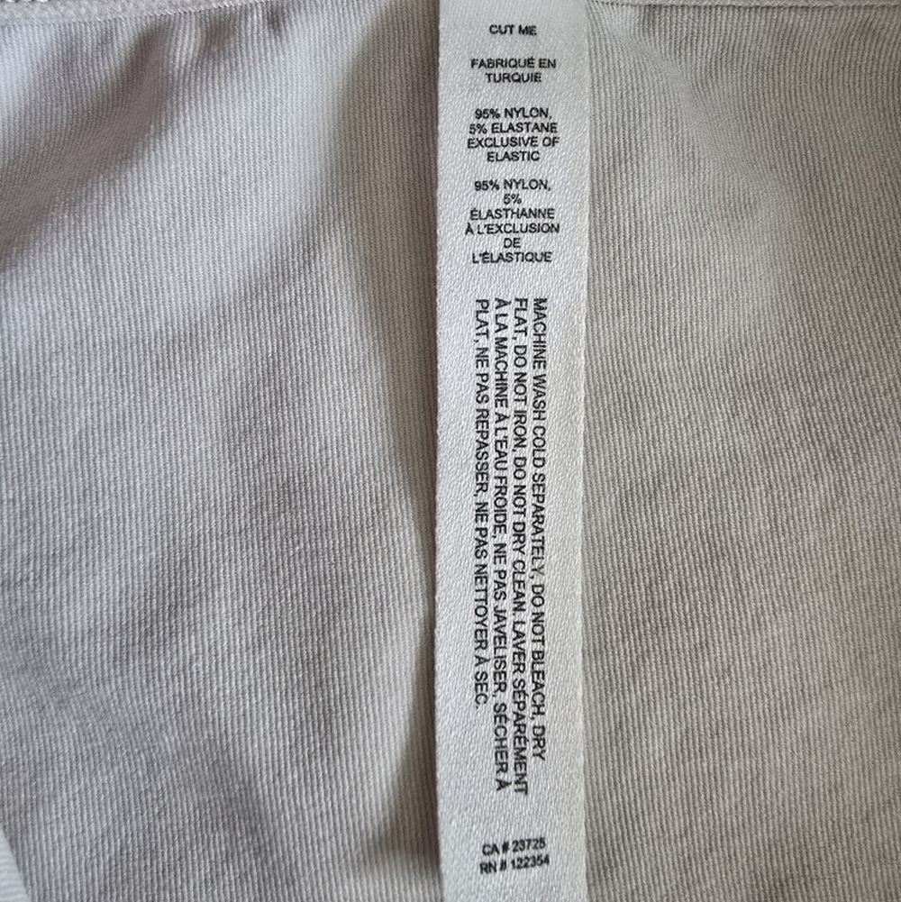 Aritzia The Group Babaton Arial seamless romper size XS - Picture 10 of 11